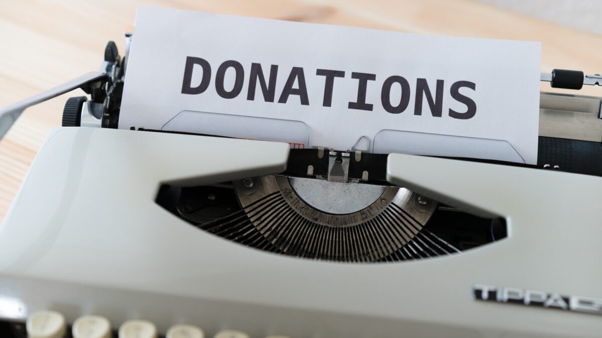 5 Tax-Efficient Charitable Giving Strategies to Consider at Year-End